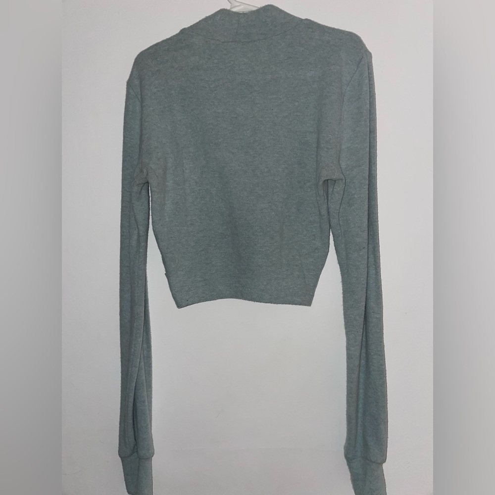 ARITZIA| XS TNA Longsleeve - Picture 11 of 16